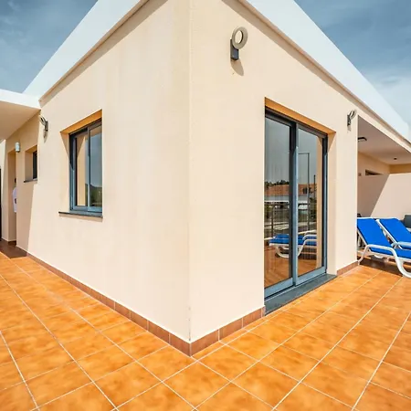 Semesterbostad Sol *